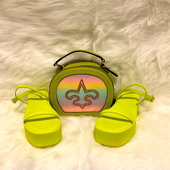 Spicy Lime Green Platform Sandals with Lime Green Fleur De Lis Crossbody - Picture 2 of 14